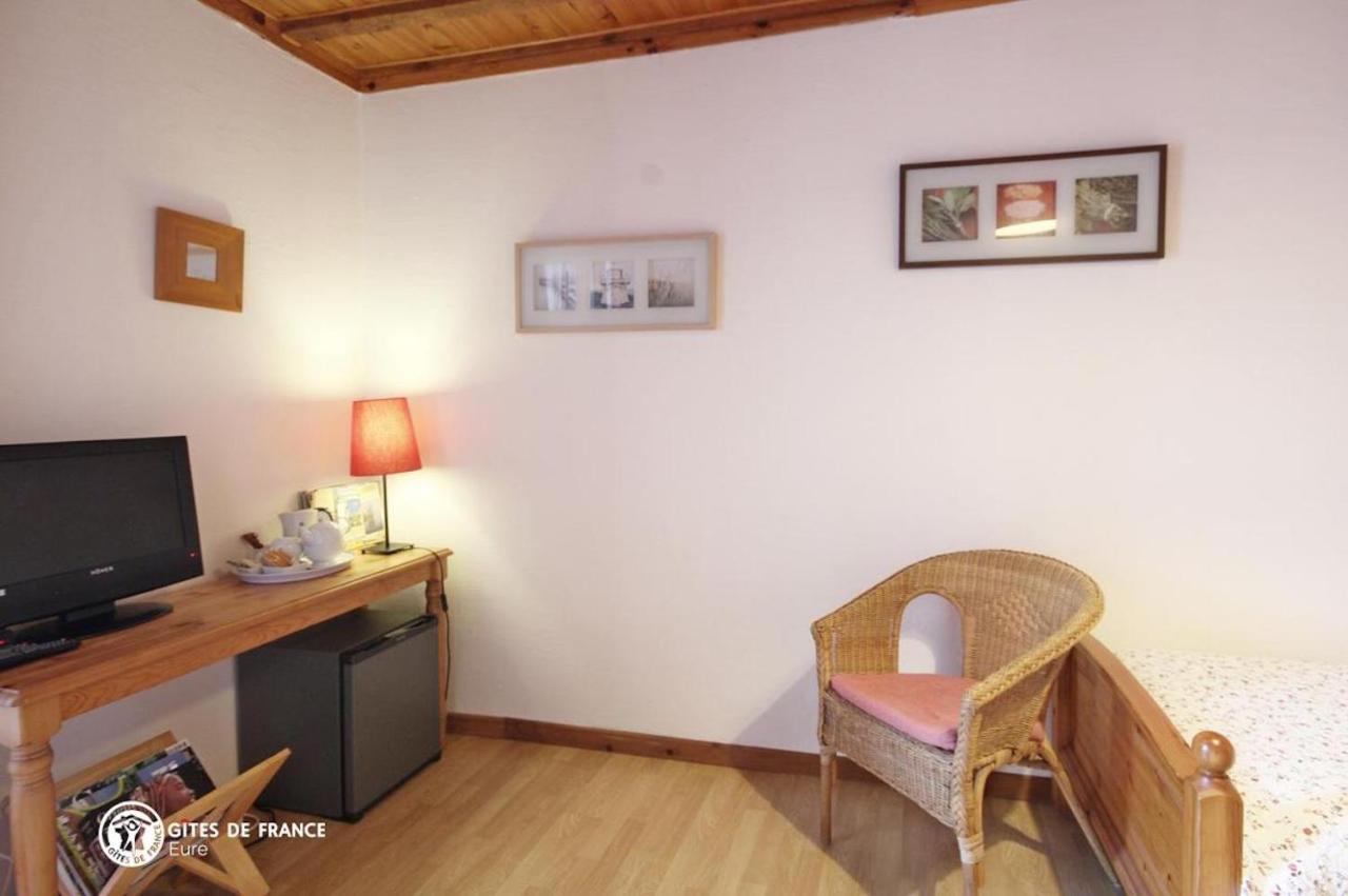 Les Chambres Du Chataignier Lery  Экстерьер фото